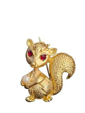 Vintage Gold Tone Squirrel Brooch Red Rhinestone Eyes Pearl Nut Pin